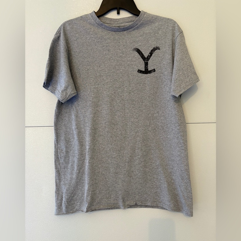 Yellowstone TV Show Shirt Mens Medium Grey Ride For The Brand Dutton Ranch Tee
